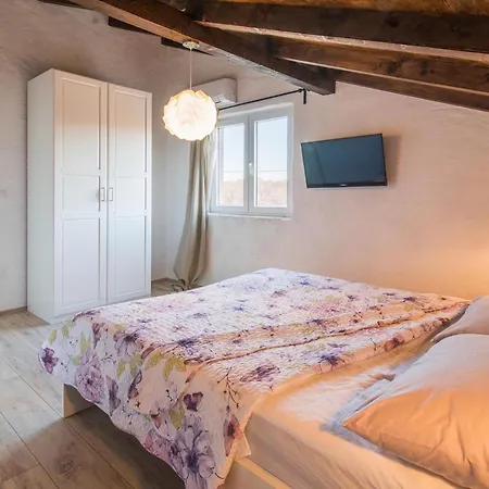 Garica בית נופש